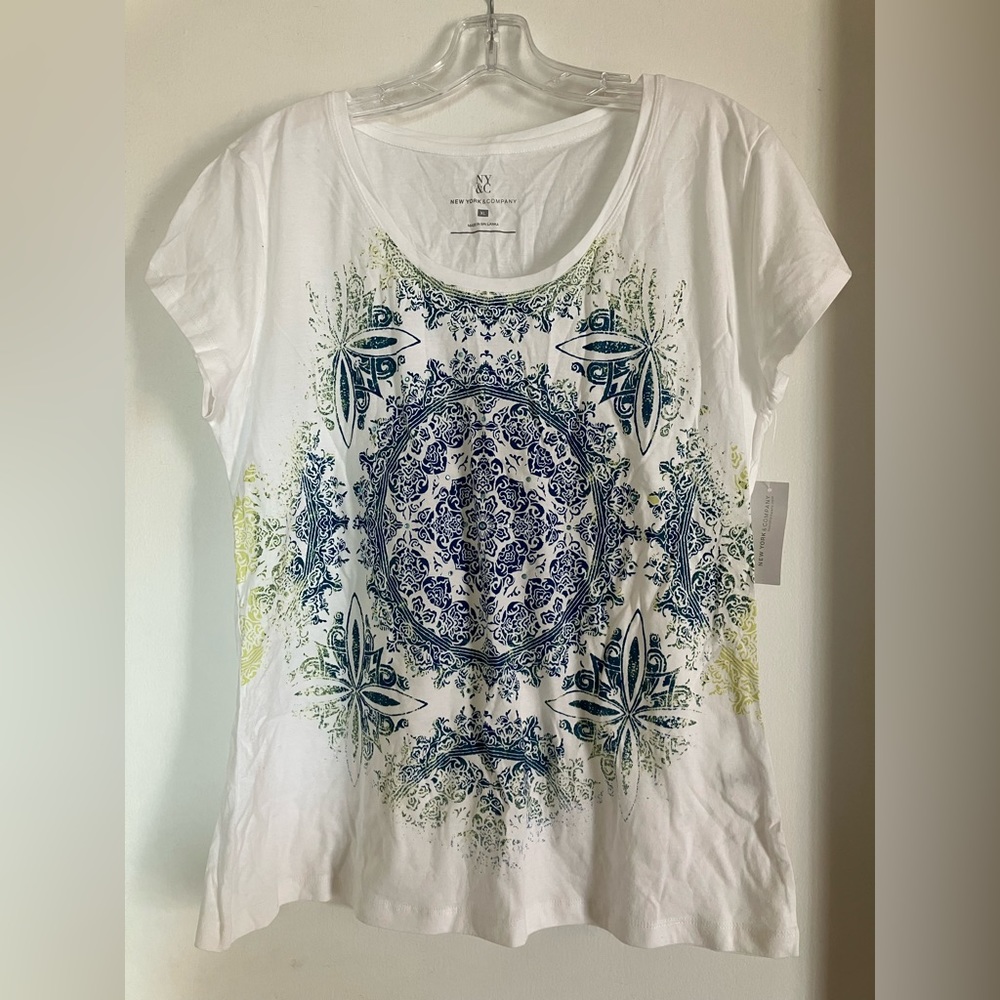 NWT New York & Co T-Shirt